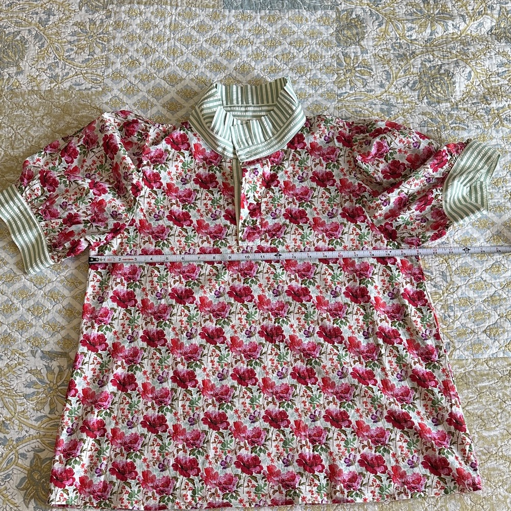 entro Floral Pink and Red Collared Blouse - Picture 11 of 12